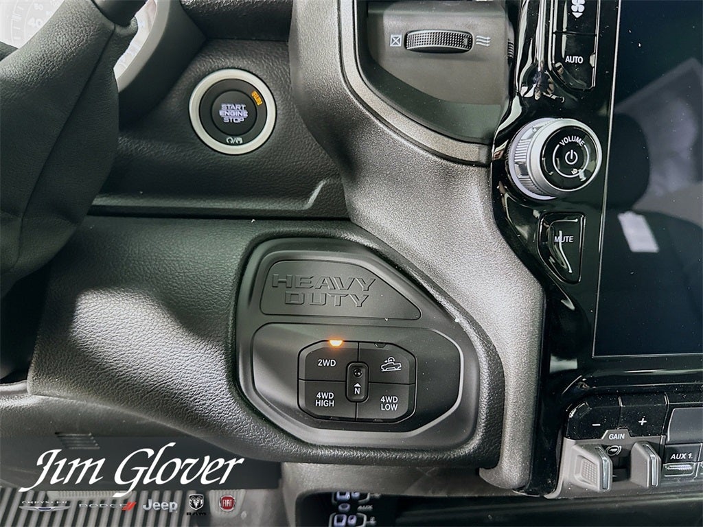 2026 RAM 2500 RAM 2500 WARLOCK CREW CAB 4X4 6'4' BOX