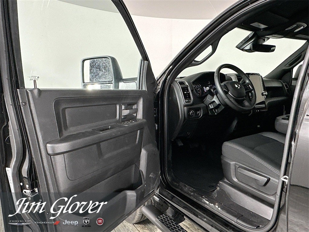 2026 RAM 2500 RAM 2500 TRADESMAN CREW CAB 4X4 6'4' BOX