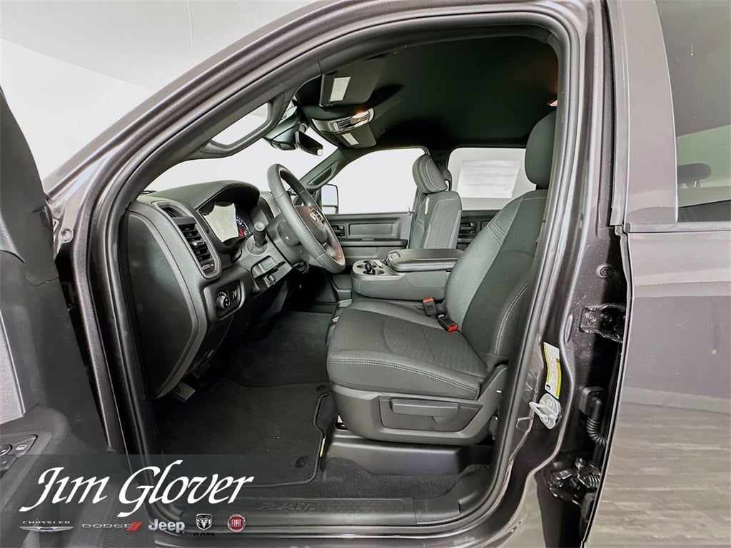 2026 RAM 2500 RAM 2500 TRADESMAN CREW CAB 4X4 6'4' BOX