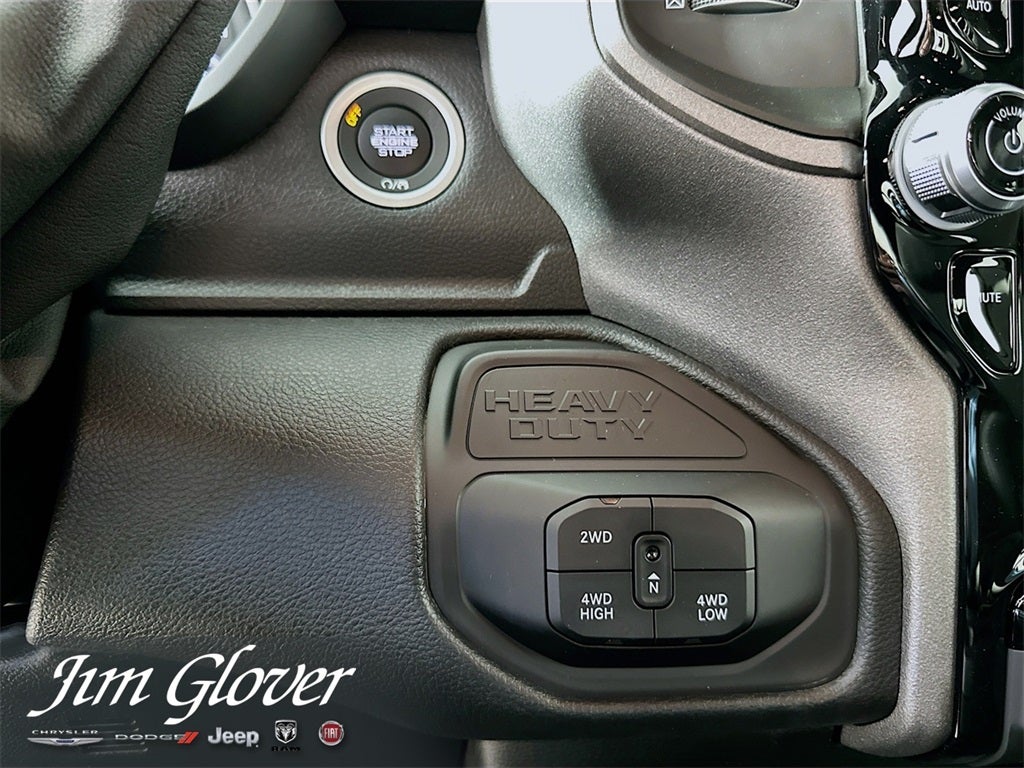 2026 RAM 2500 RAM 2500 TRADESMAN CREW CAB 4X4 6'4' BOX