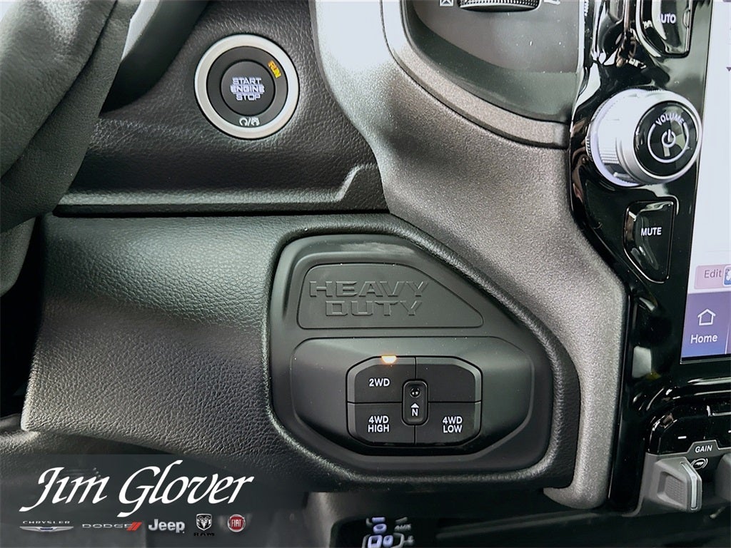 2026 RAM 2500 RAM 2500 TRADESMAN CREW CAB 4X4 6'4' BOX