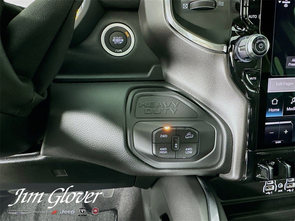 2026 RAM 2500 RAM 2500 LARAMIE CREW CAB 4X4 6'4' BOX