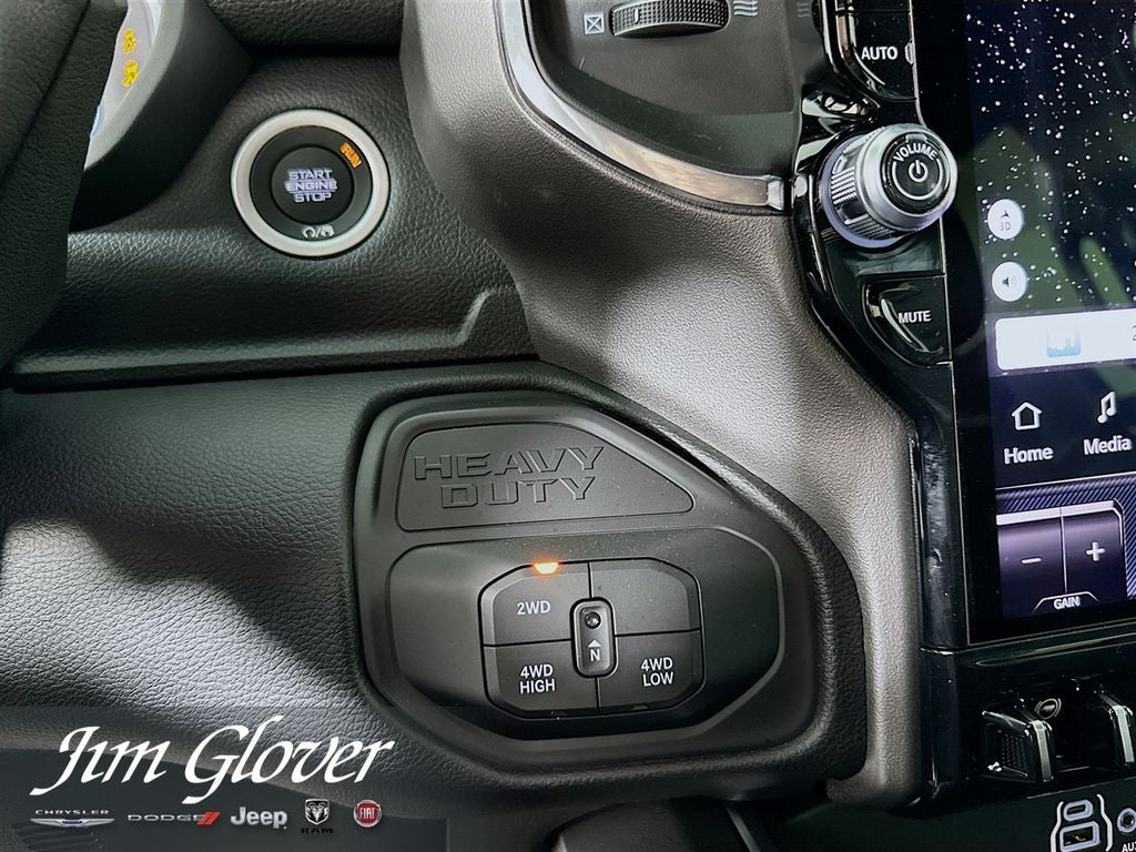 2026 RAM 2500 RAM 2500 LARAMIE CREW CAB 4X4 6'4' BOX