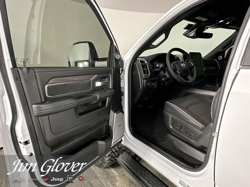 2026 RAM 2500 RAM 2500 LARAMIE MEGA CAB 4X4 6'4' BOX