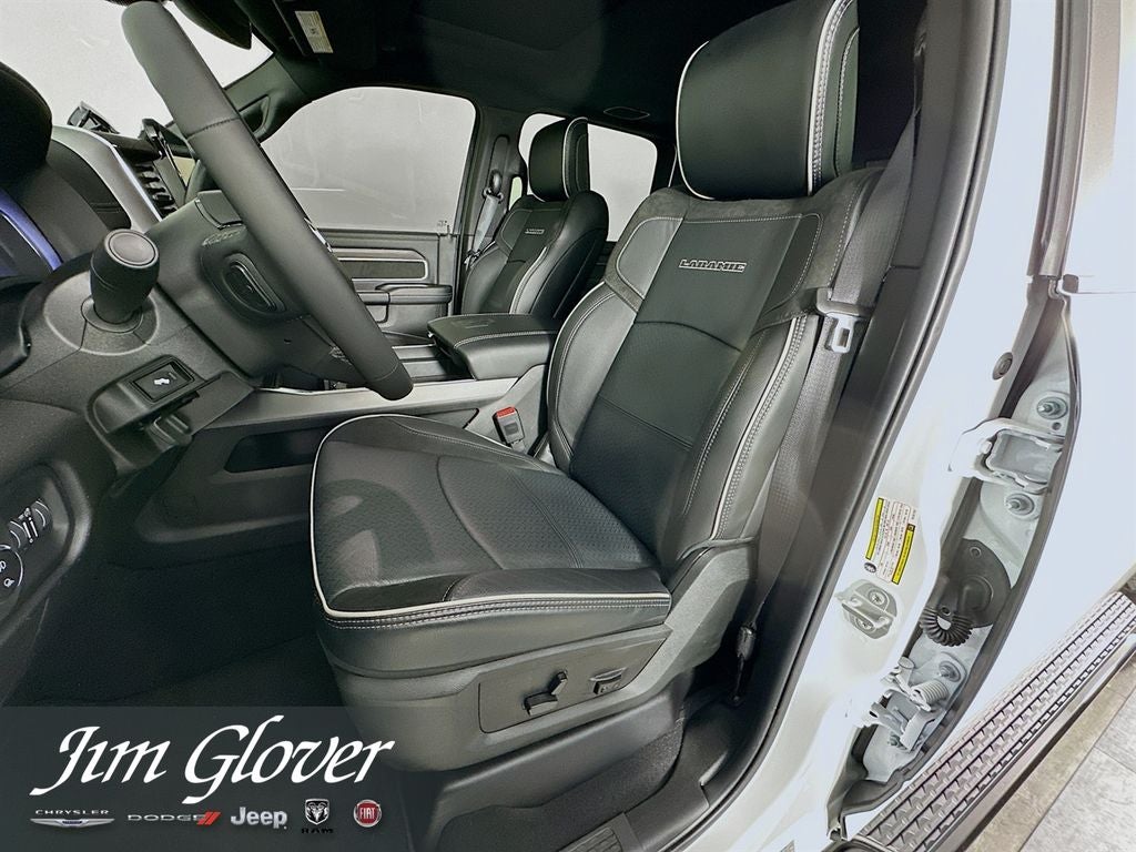 2026 RAM 2500 RAM 2500 LARAMIE MEGA CAB 4X4 6'4' BOX