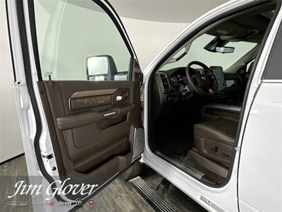 2026 RAM 2500 RAM 2500 LIMITED LONGHORN CREW CAB 4X4 6'4' BOX