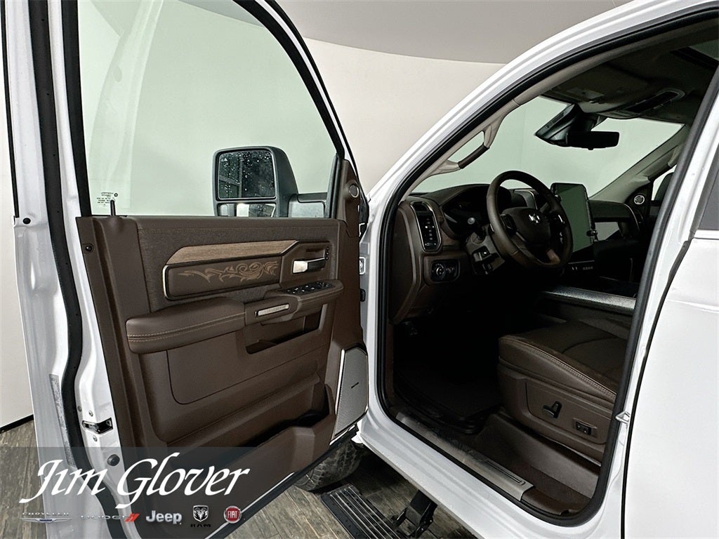 2026 RAM 2500 RAM 2500 LIMITED LONGHORN CREW CAB 4X4 6'4' BOX