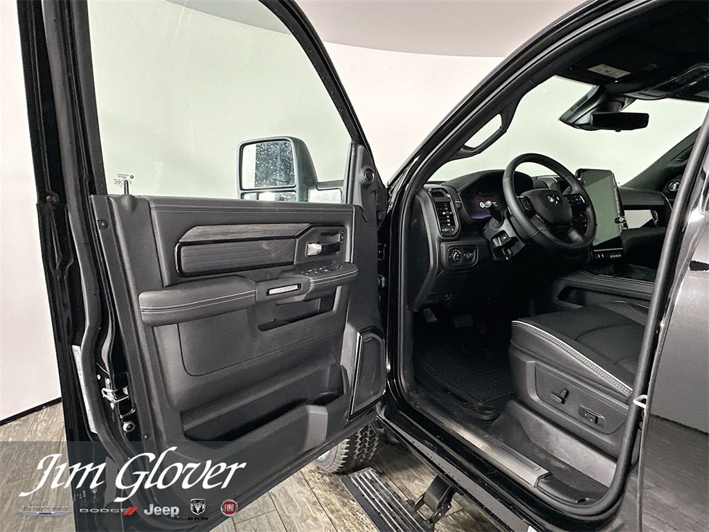 2026 RAM 2500 RAM 2500 LIMITED CREW CAB 4X4 6'4' BOX