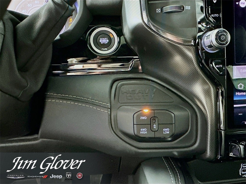 2026 RAM 2500 RAM 2500 LIMITED CREW CAB 4X4 6'4' BOX