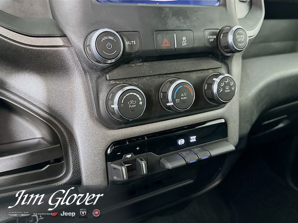 2024 RAM 3500 Tradesman Crew Cab 4x4 8' Box