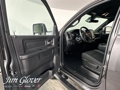 2026 RAM 3500 RAM 3500 TRADESMAN CREW CAB 4X4 8' BOX