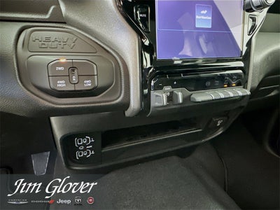 2026 RAM 3500 RAM 3500 TRADESMAN CREW CAB 4X4 8' BOX