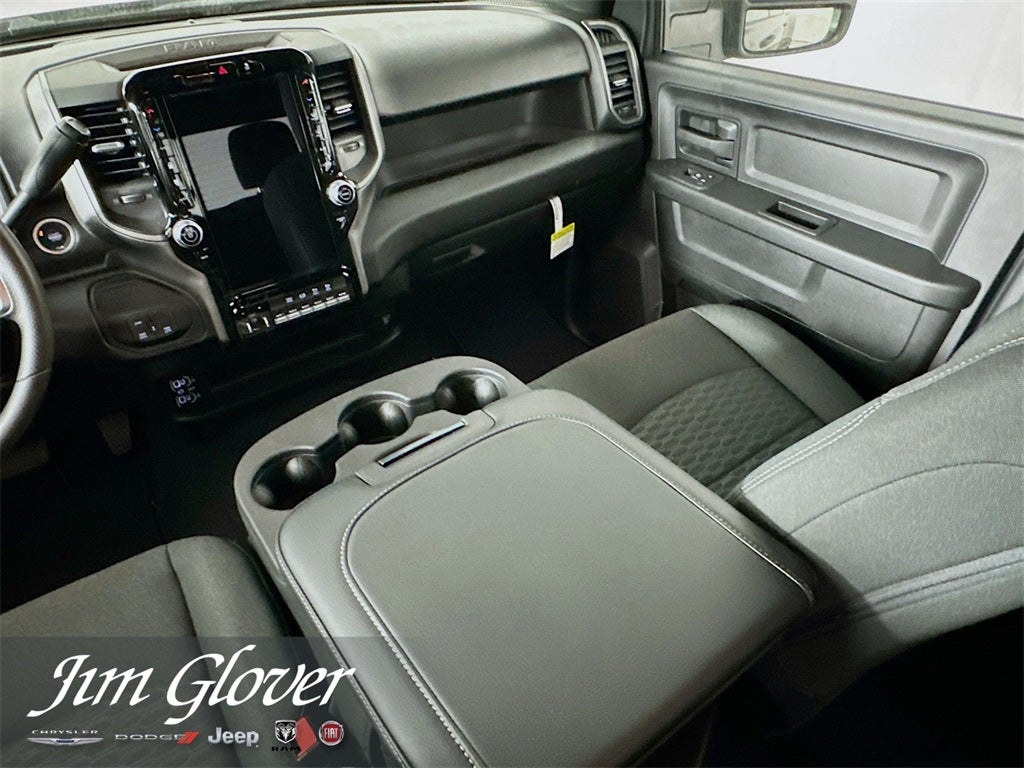 2026 RAM 3500 RAM 3500 TRADESMAN CREW CAB 4X4 8' BOX