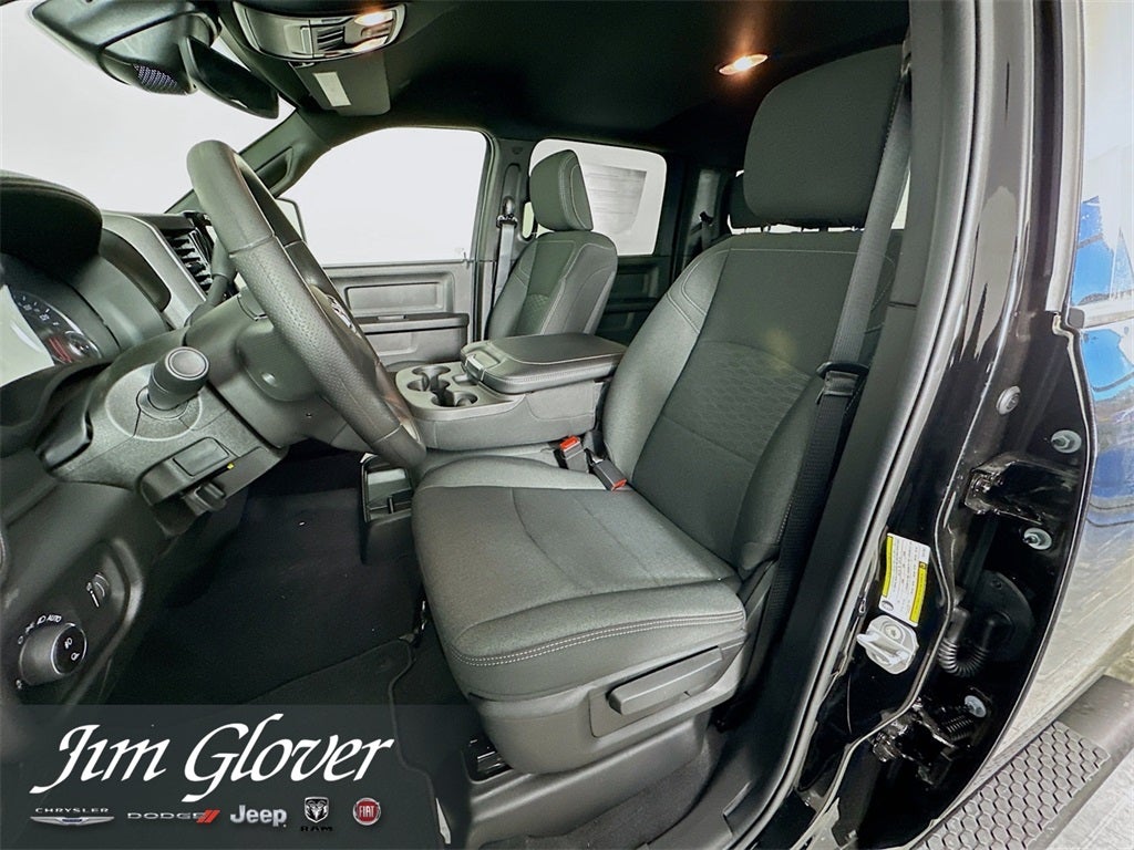 2026 RAM 3500 RAM 3500 TRADESMAN CREW CAB 4X4 8' BOX