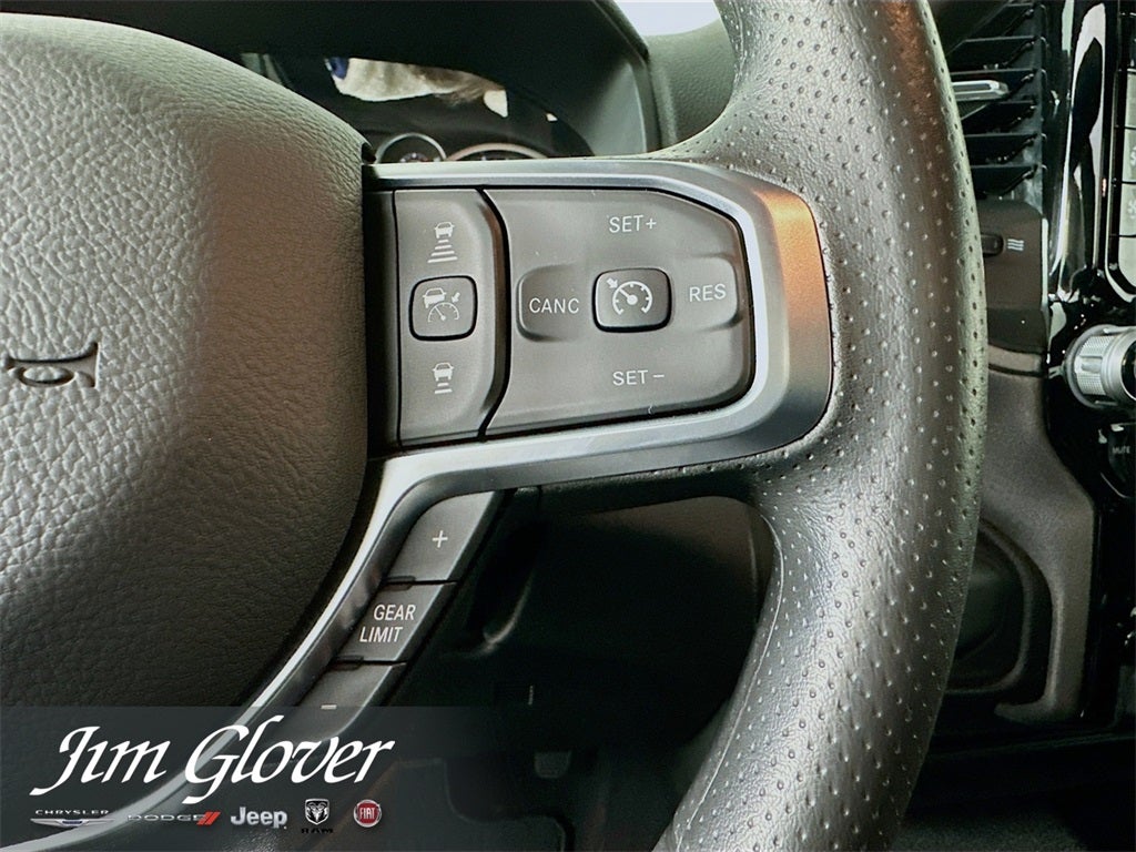 2026 RAM 3500 RAM 3500 TRADESMAN CREW CAB 4X4 8' BOX