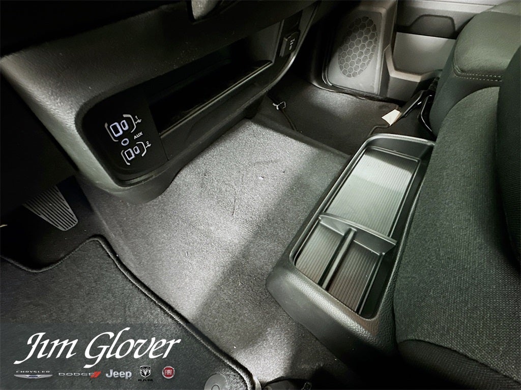 2026 RAM 3500 RAM 3500 TRADESMAN CREW CAB 4X4 8' BOX