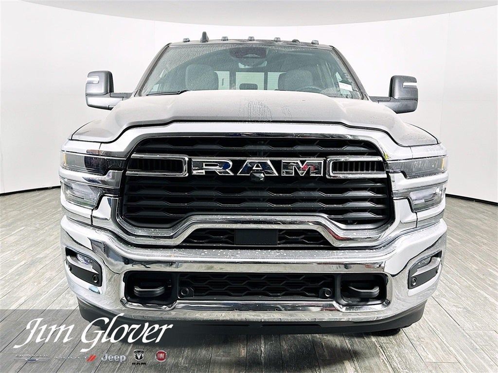 2026 RAM 3500 RAM 3500 TRADESMAN CREW CAB 4X4 8' BOX