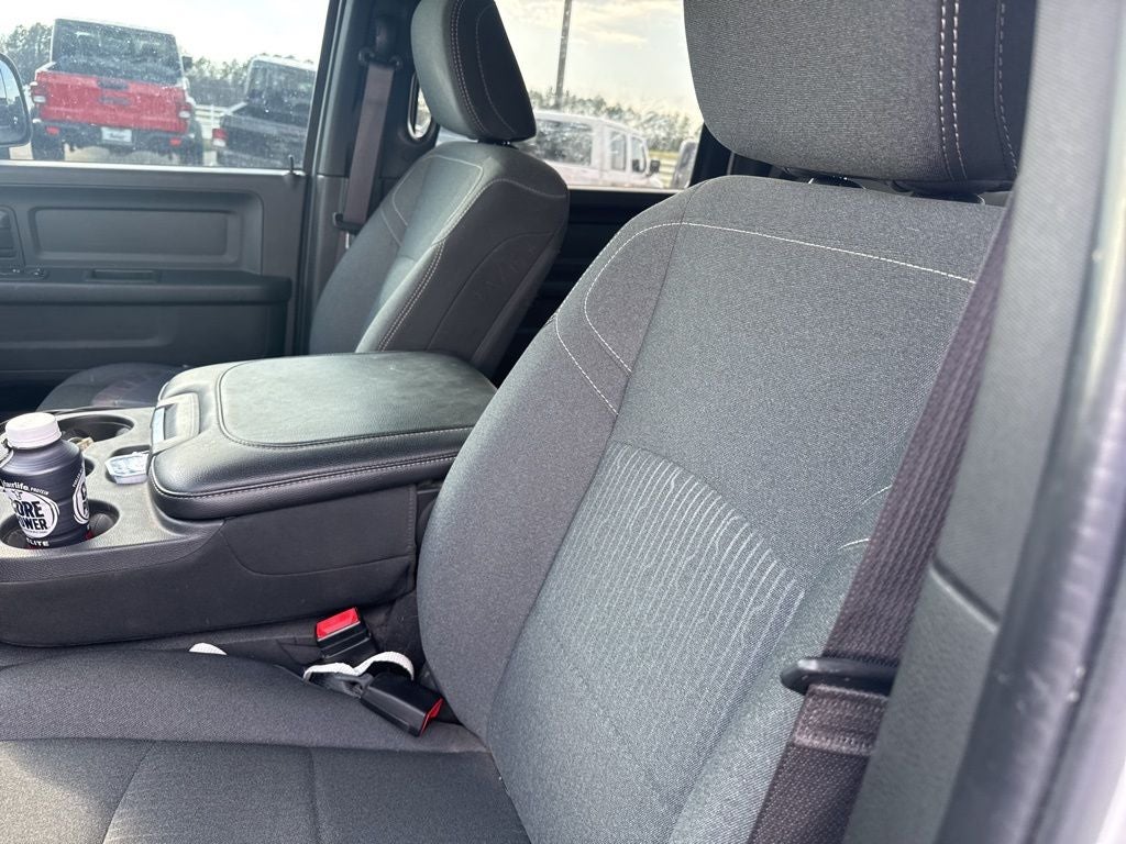 2022 RAM 3500 Tradesman Crew Cab 4x4 8' Box