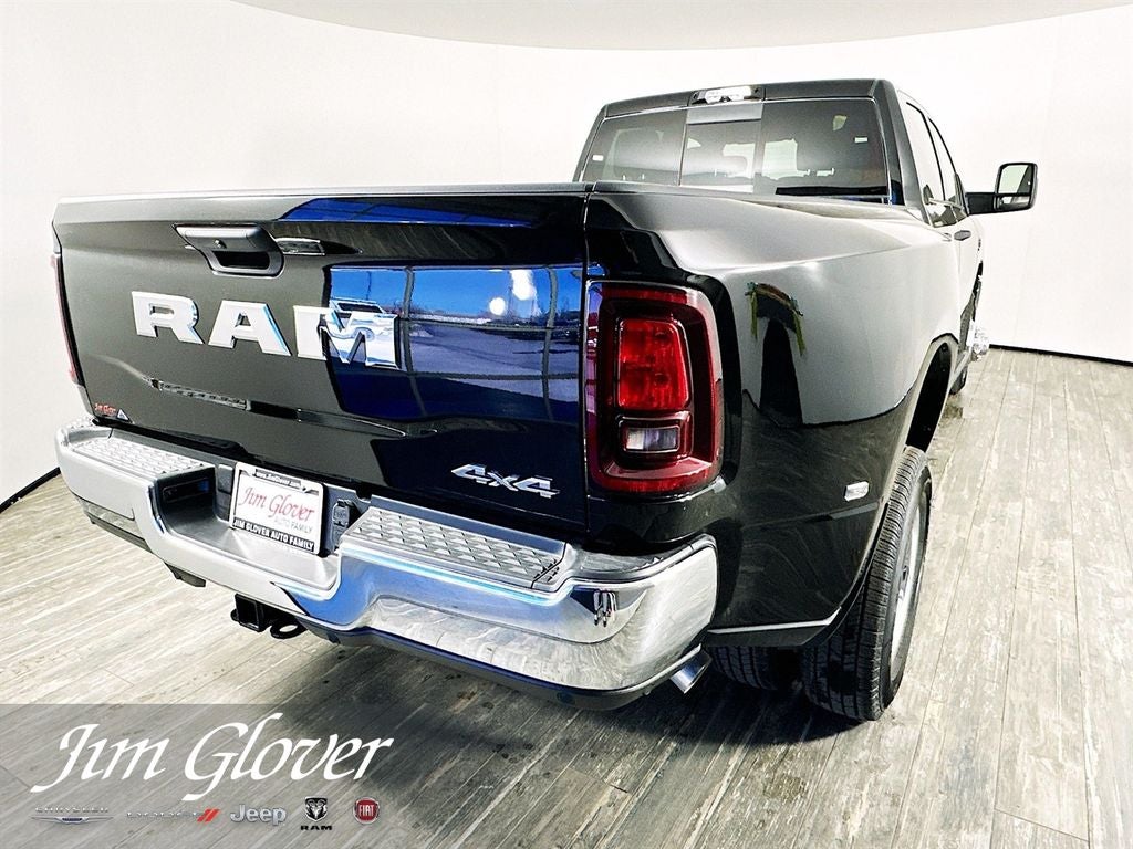 2026 RAM 3500 RAM 3500 TRADESMAN CREW CAB 4X4 8' BOX