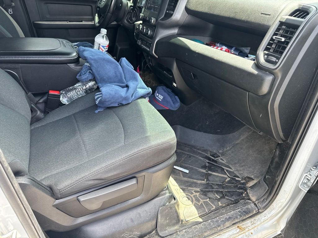 2023 RAM 3500 Tradesman Crew Cab 4x4 8' Box