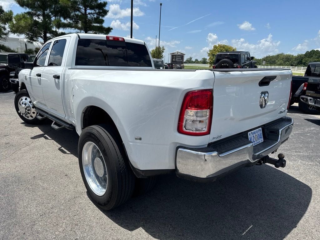 2023 RAM 3500 Tradesman Crew Cab 4x4 8' Box