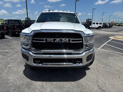 2023 RAM 3500 Tradesman Crew Cab 4x4 8' Box