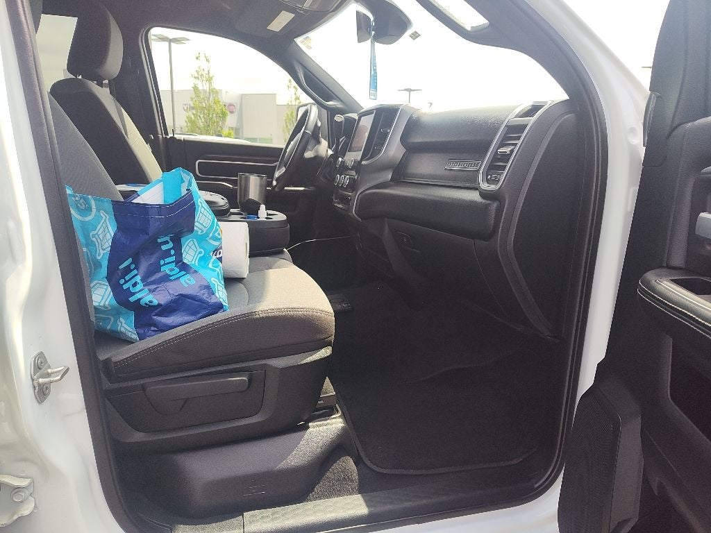 2024 RAM 3500 Big Horn Crew Cab 4x4 8' Box