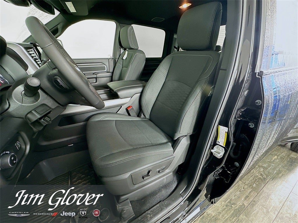 2026 RAM 3500 RAM 3500 BIG HORN CREW CAB 4X4 8' BOX