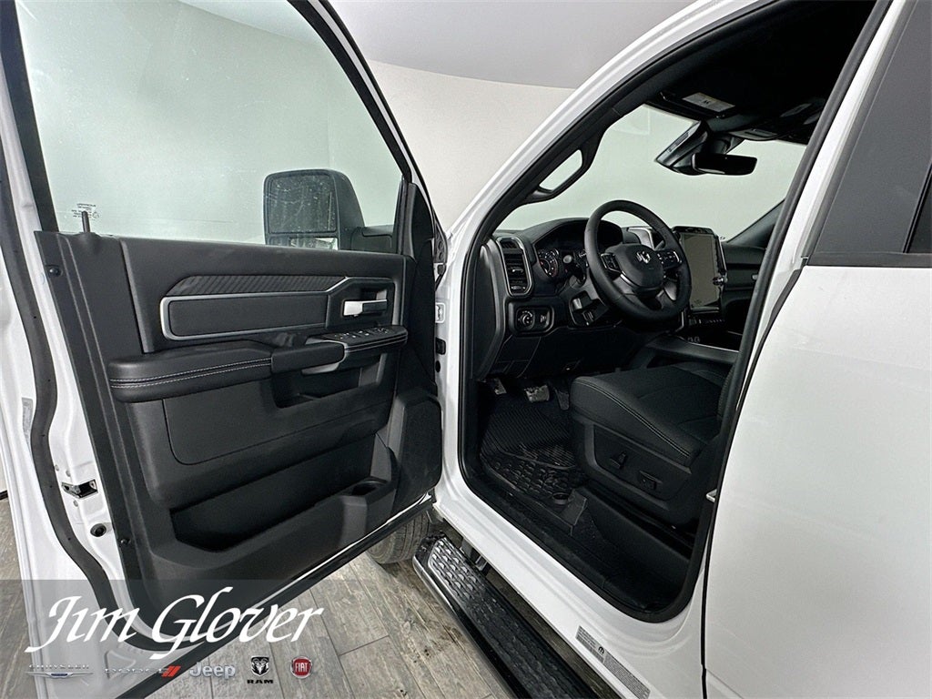 2026 RAM 3500 RAM 3500 BIG HORN CREW CAB 4X4 8' BOX