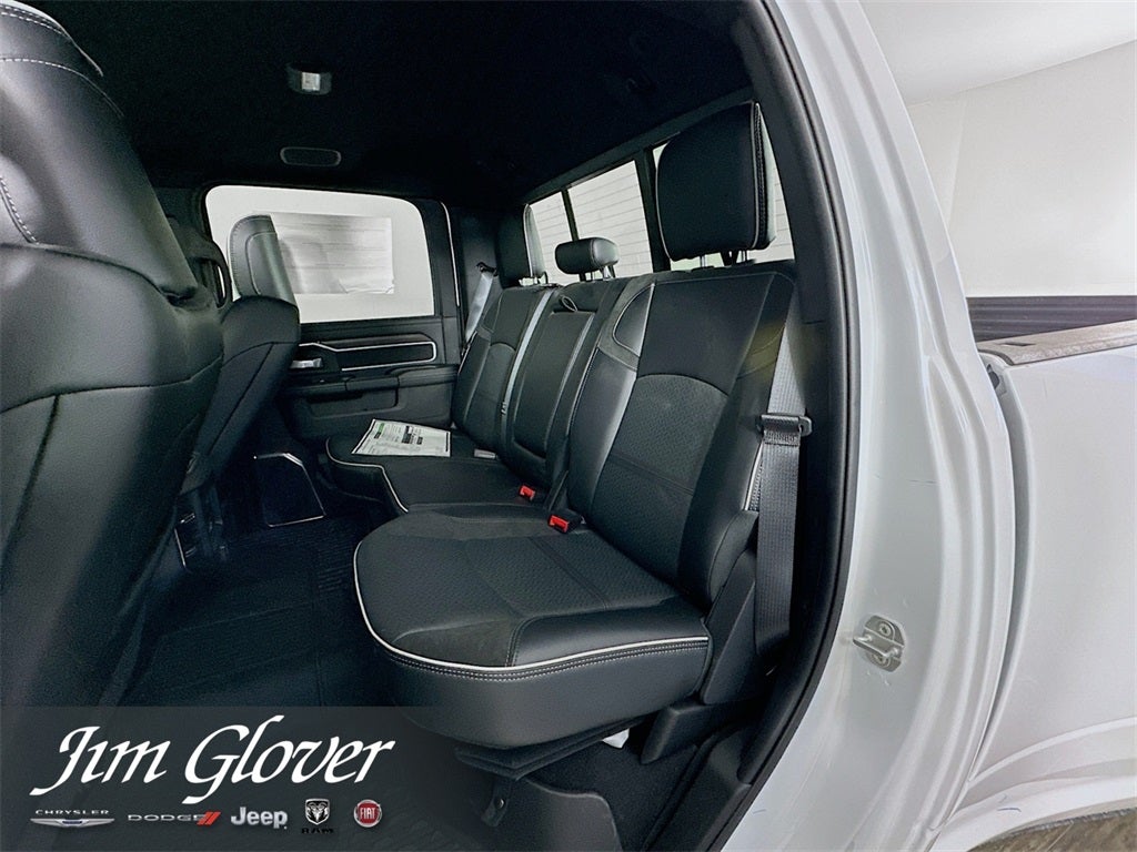 2026 RAM 3500 RAM 3500 LARAMIE CREW CAB 4X4 8' BOX