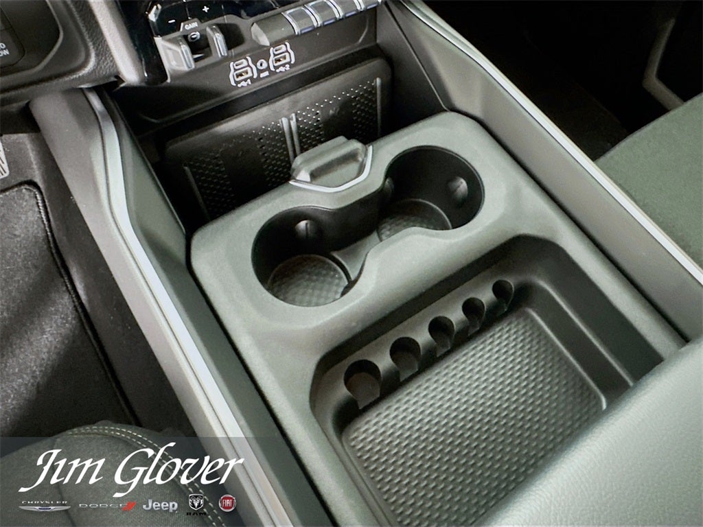 2026 RAM 3500 RAM 3500 LARAMIE CREW CAB 4X4 8' BOX