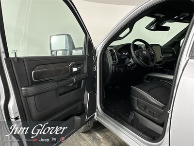 2026 RAM 3500 RAM 3500 LARAMIE CREW CAB 4X4 8' BOX