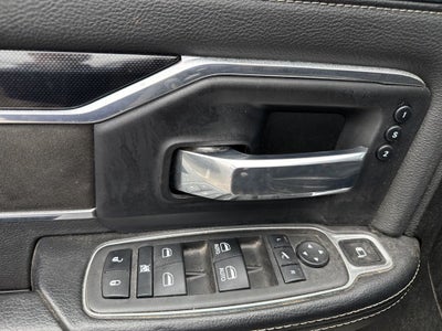 2022 RAM 3500 Laramie Crew Cab 4x4 8' Box