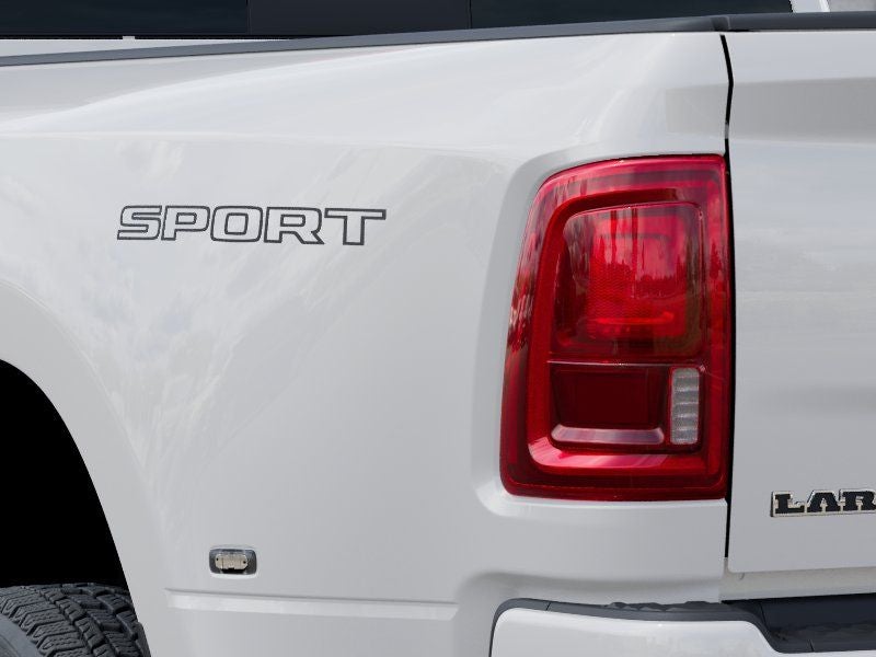 2026 RAM 3500 RAM 3500 LARAMIE CREW CAB 4X4 8' BOX