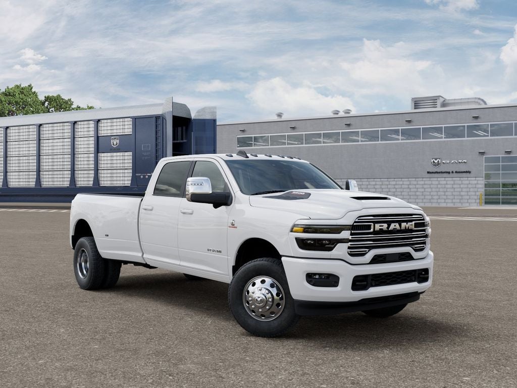 2026 RAM 3500 RAM 3500 LARAMIE CREW CAB 4X4 8' BOX