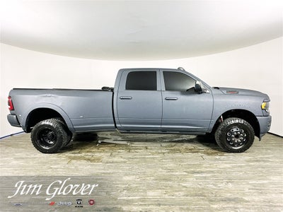 2022 RAM 3500 Limited Crew Cab 4x4 8' Box