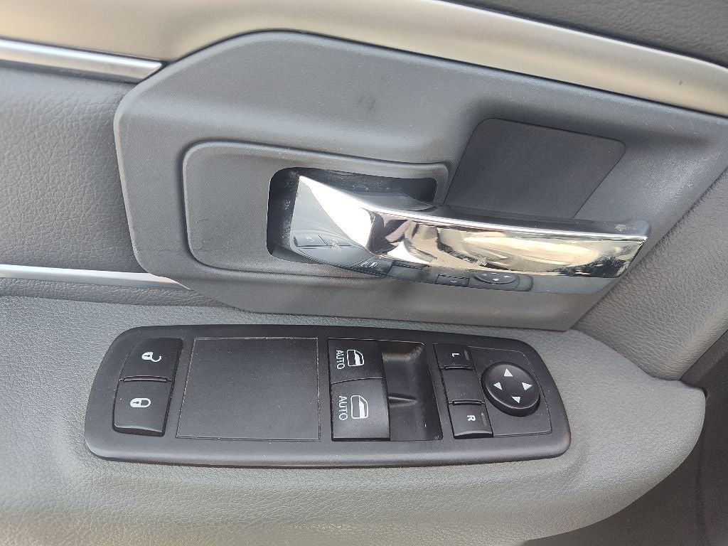 2019 RAM 1500 Classic Tradesman Regular Cab 4x2 6'4' Box