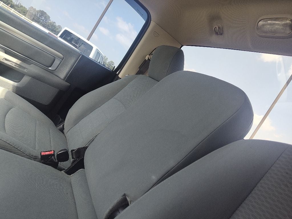 2019 RAM 1500 Classic Tradesman Regular Cab 4x2 6'4' Box