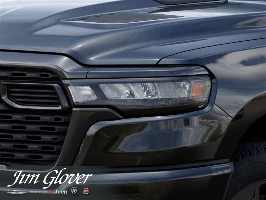 2026 RAM 1500 RAM 1500 EXPRESS CREW CAB 4X4 5'7' BOX