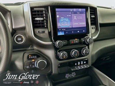 2026 RAM 1500 RAM 1500 EXPRESS CREW CAB 4X4 5'7' BOX