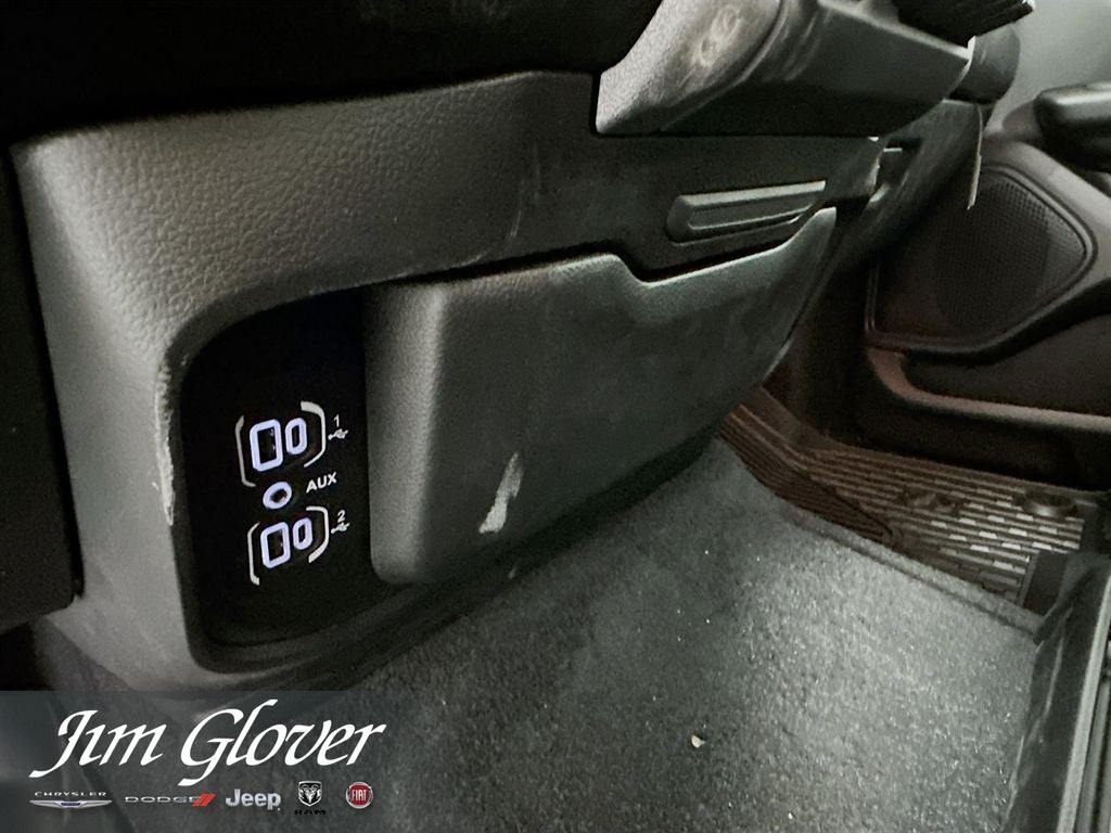 2026 RAM 1500 RAM 1500 WARLOCK CREW CAB 4X4 5'7' BOX