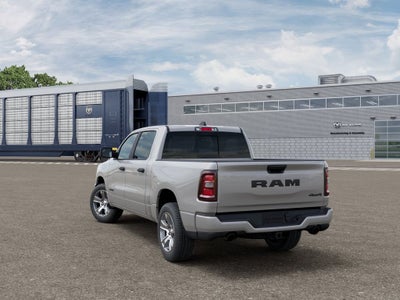 2026 RAM 1500 RAM 1500 EXPRESS CREW CAB 4X4 5'7' BOX