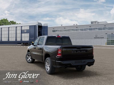 2026 RAM 1500 RAM 1500 EXPRESS CREW CAB 4X4 5'7' BOX
