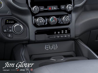 2026 RAM 1500 RAM 1500 EXPRESS CREW CAB 4X4 5'7' BOX