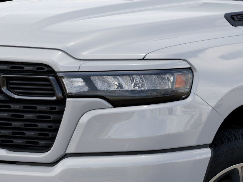 2026 RAM 1500 RAM 1500 EXPRESS CREW CAB 4X4 5'7' BOX