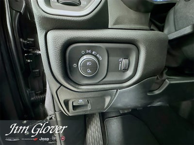 2026 RAM 1500 RAM 1500 EXPRESS CREW CAB 4X4 5'7' BOX