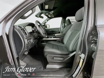 2026 RAM 1500 RAM 1500 EXPRESS CREW CAB 4X4 5'7' BOX