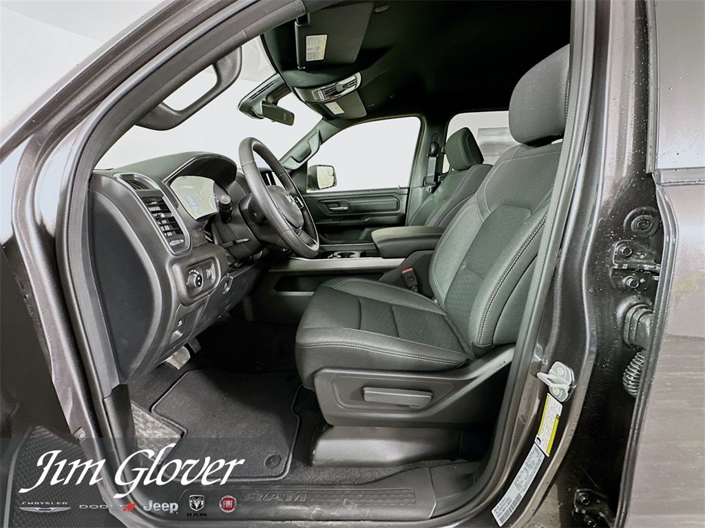 2026 RAM 1500 RAM 1500 EXPRESS CREW CAB 4X4 5'7' BOX