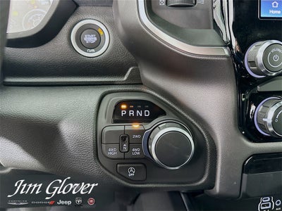 2026 RAM 1500 RAM 1500 EXPRESS CREW CAB 4X4 5'7' BOX