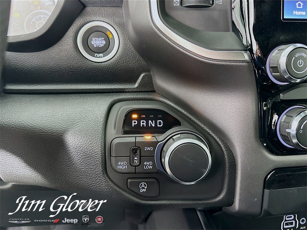 2026 RAM 1500 RAM 1500 EXPRESS CREW CAB 4X4 5'7' BOX